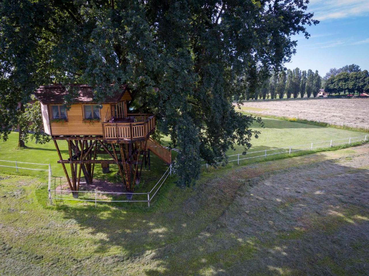 Agriturismo Tenuta "Il Cigno" Villanterio Ngoại thất bức ảnh